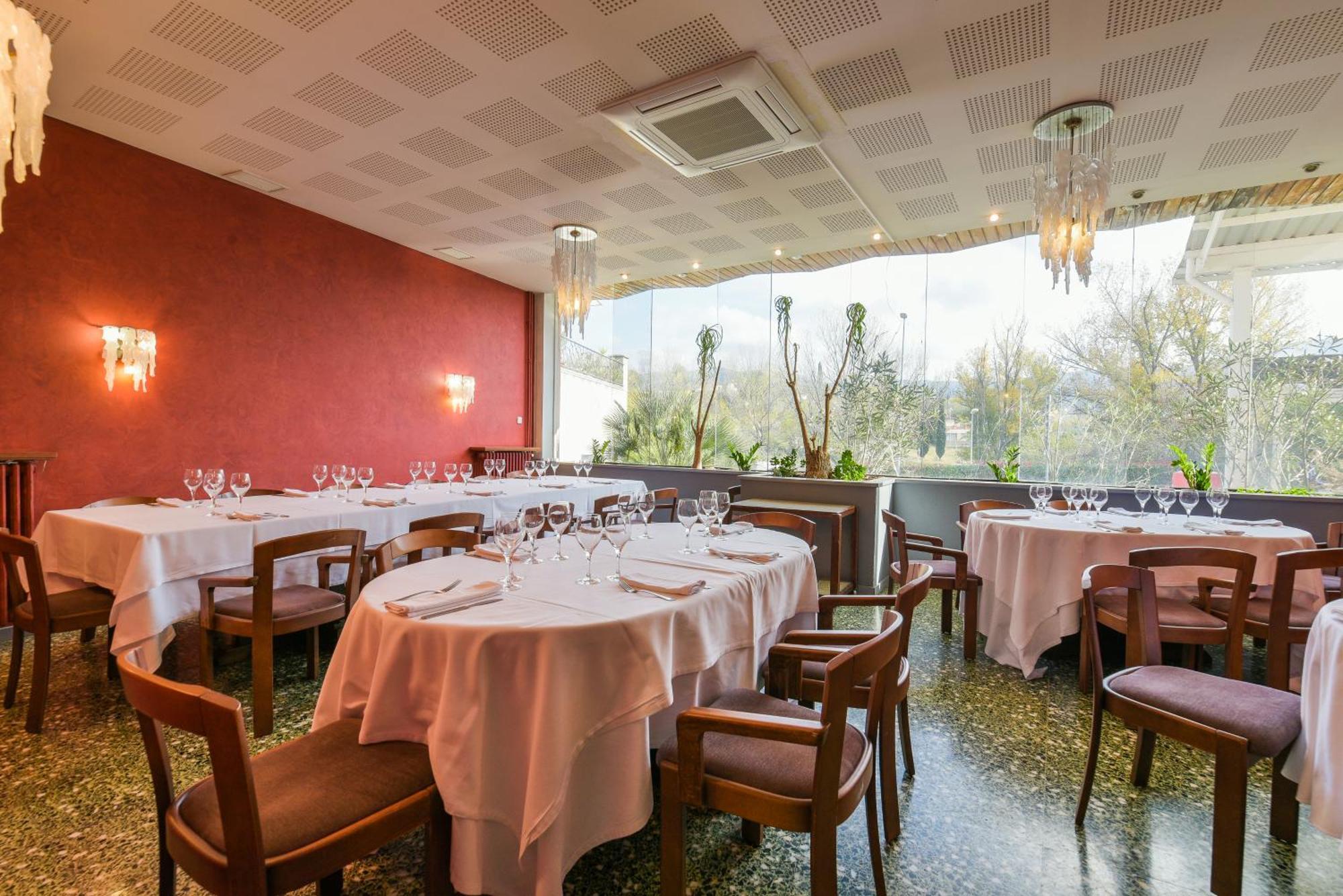 Hotel Robert La Pobla de Claramunt Екстер'єр фото
