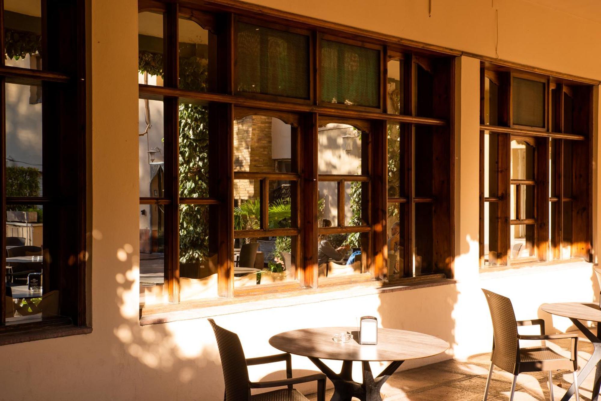 Hotel Robert La Pobla de Claramunt Екстер'єр фото