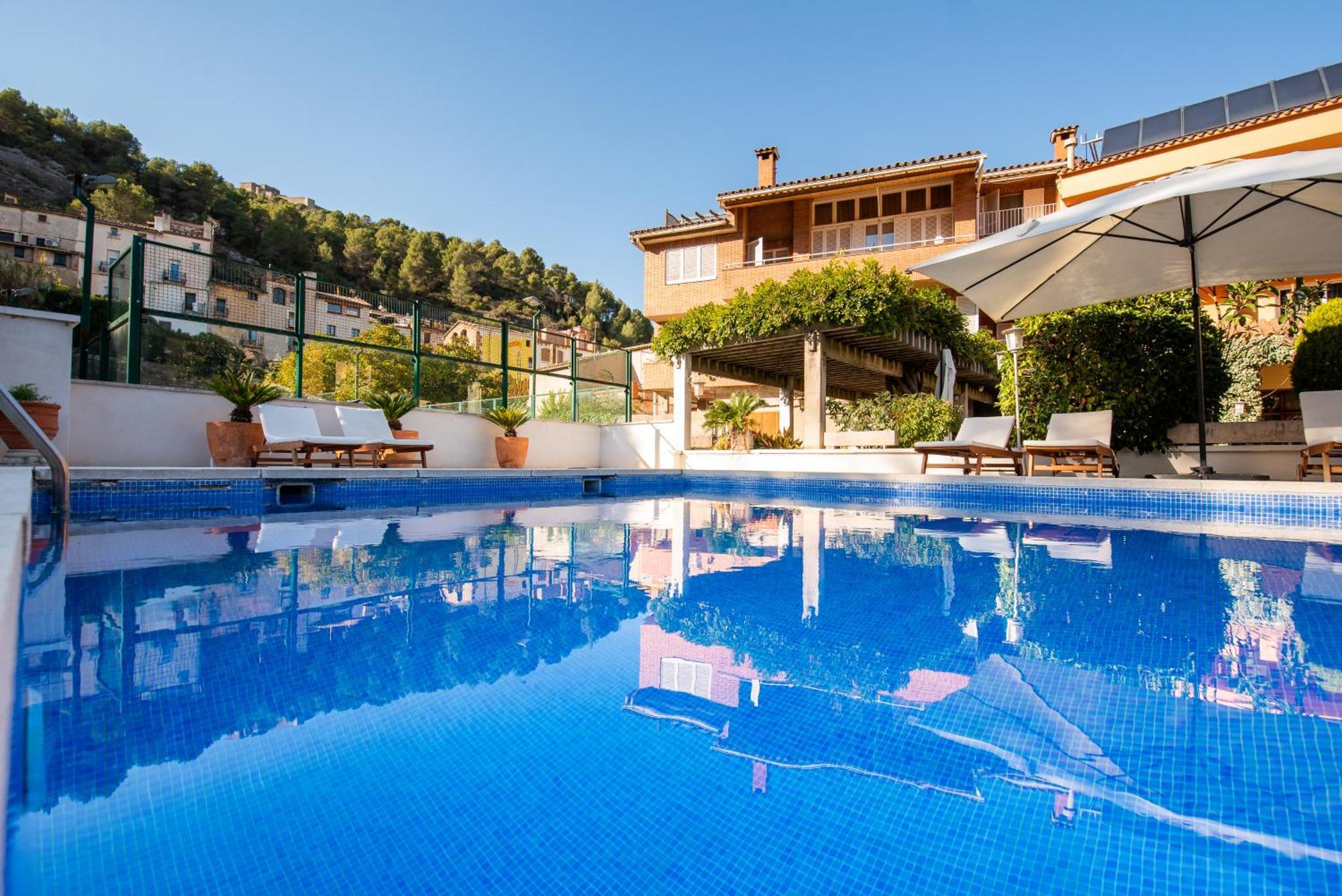 Hotel Robert La Pobla de Claramunt Екстер'єр фото