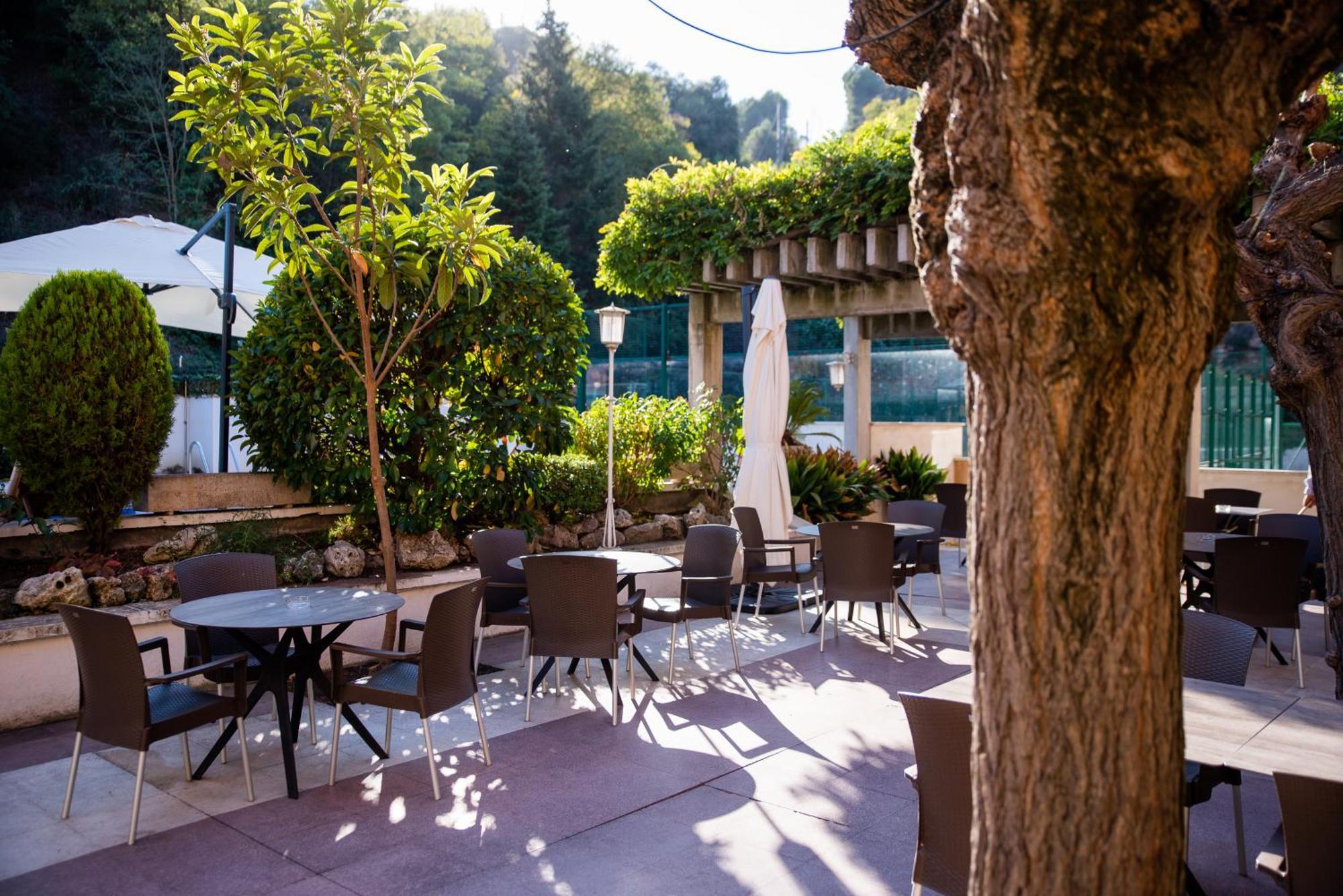 Hotel Robert La Pobla de Claramunt Екстер'єр фото