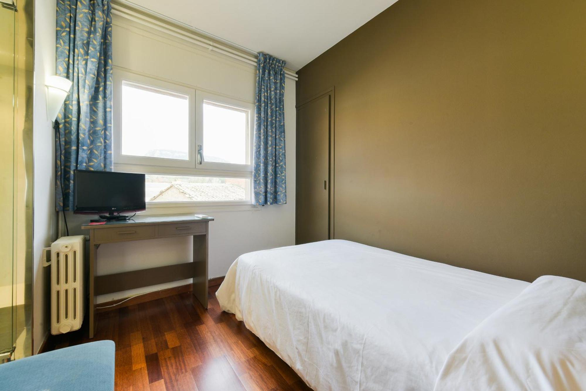 Hotel Robert La Pobla de Claramunt Екстер'єр фото